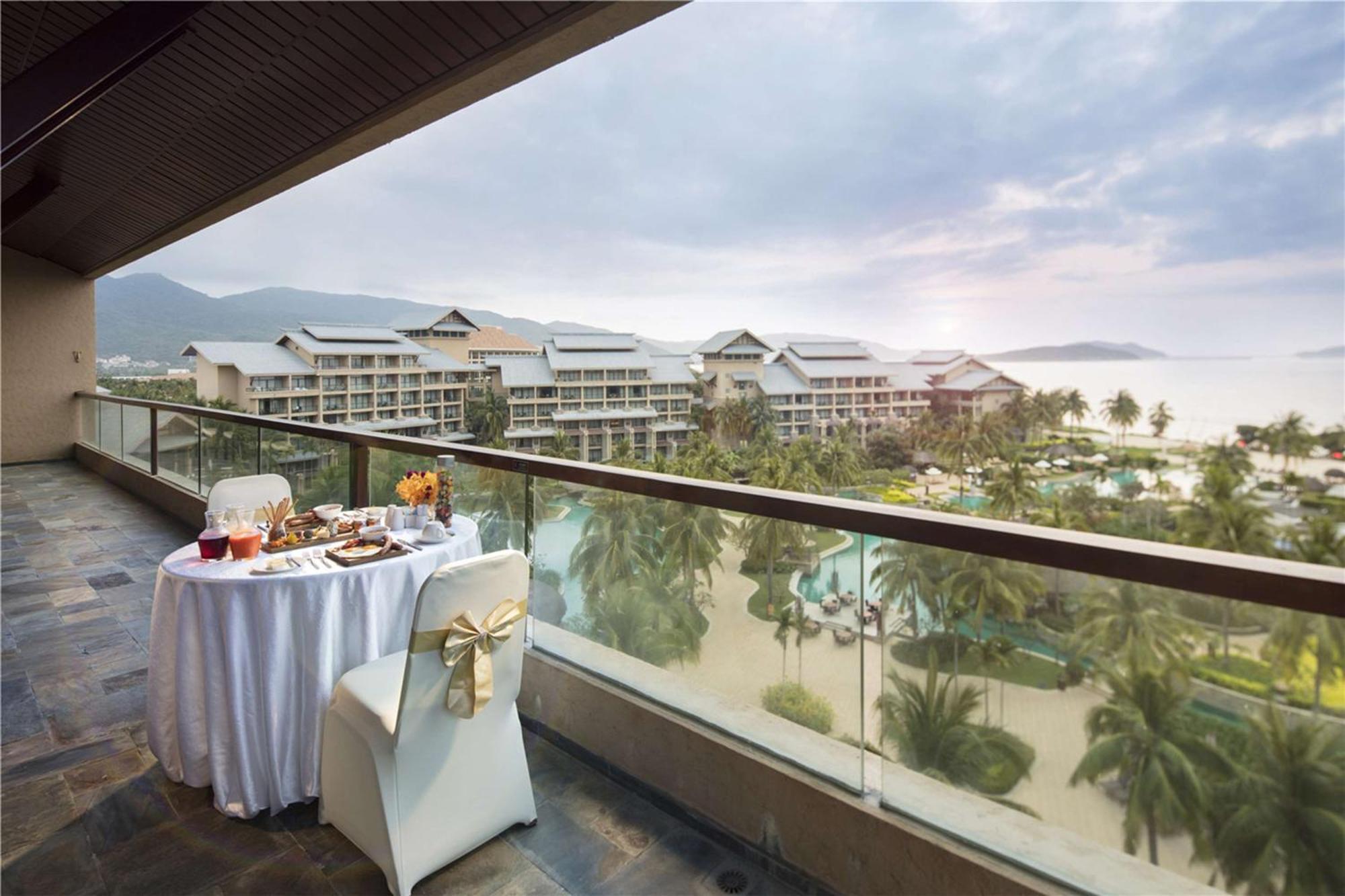 Hilton Sanya Yalong Bay Resort & Spa Exterior foto